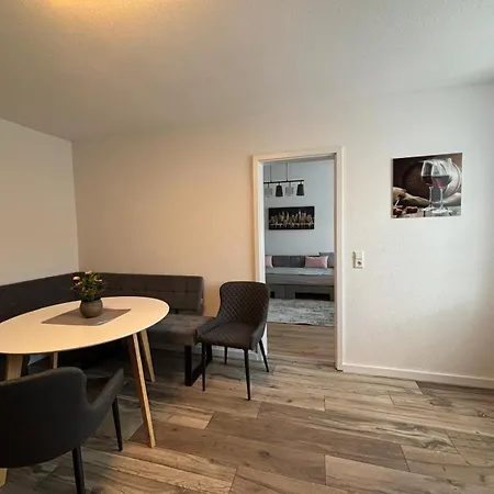 Grenznahe In * Grenzach-Wyhlen